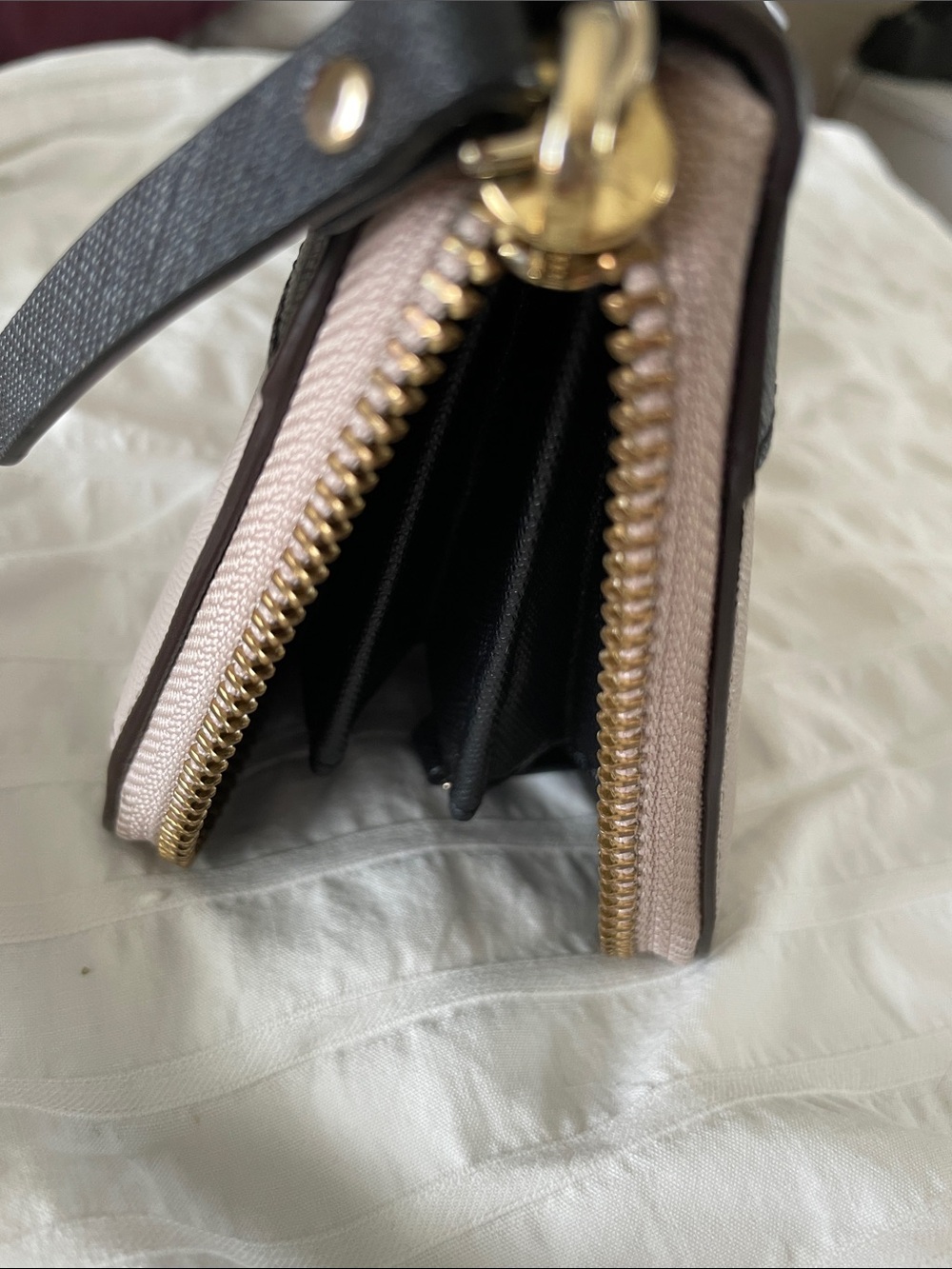 Kate Spade Wallet - Picture 7 of 10